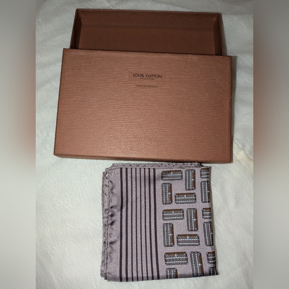 Louis Vuitton Trunks Silk Scarf with Gift Box Purple Brown LNC COA - Picture 2 of 13